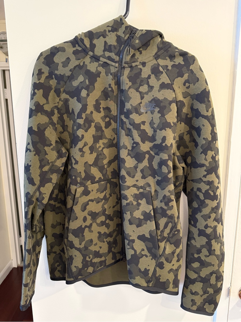 Nike Tech Fleece Olive and Black Camo Zip-Up Hoodie CJ5975-222